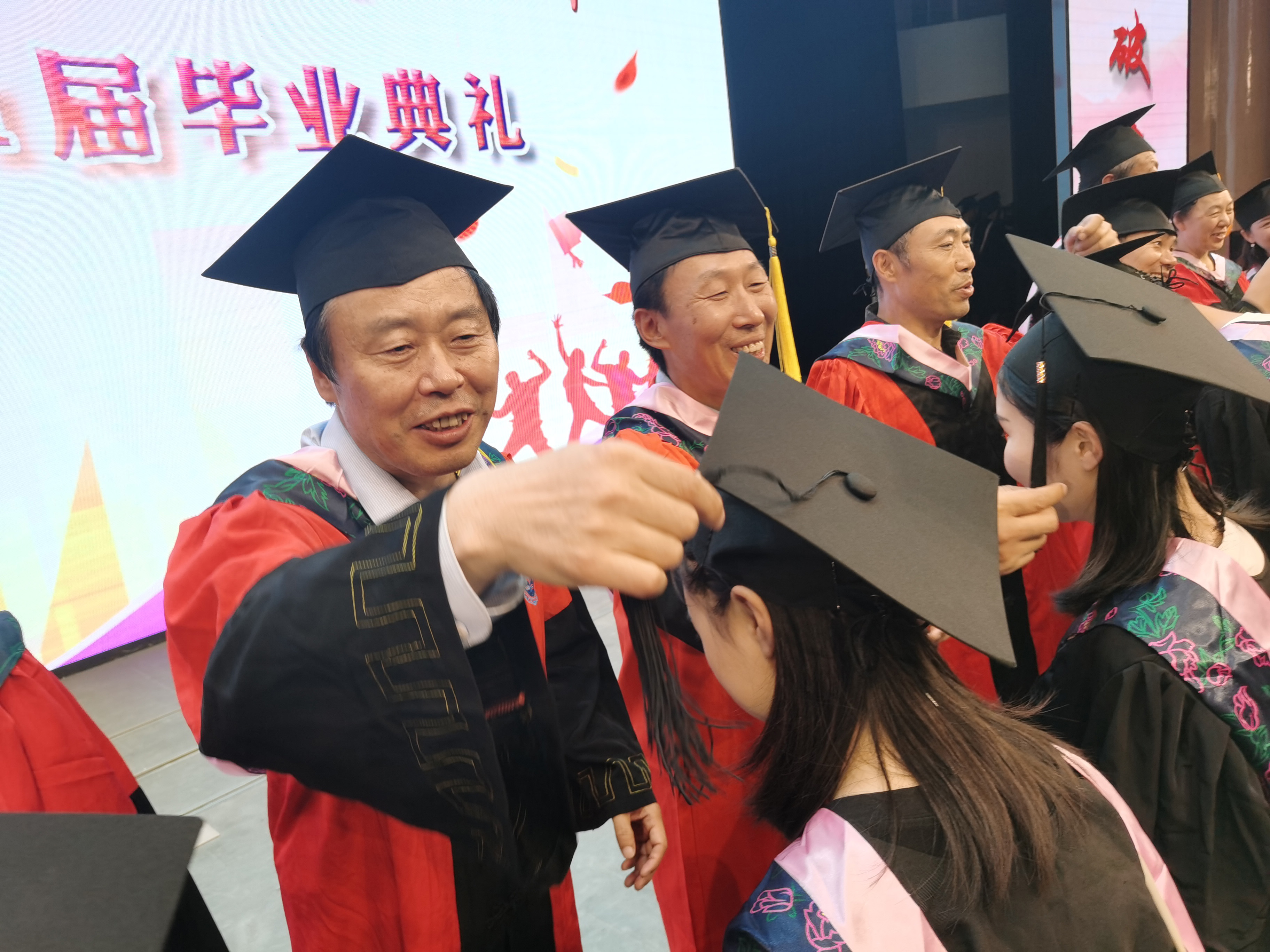 3.正冠拨苏.jpg