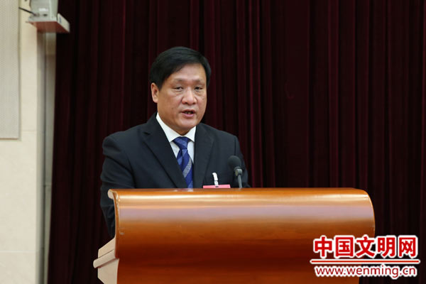 党委书记黄荣杰在全国学雷锋志愿服务工作座谈会上发言.jpg