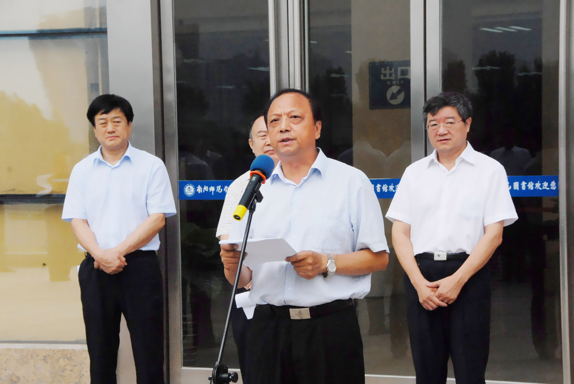 7我校校长王利亚讲话.JPG