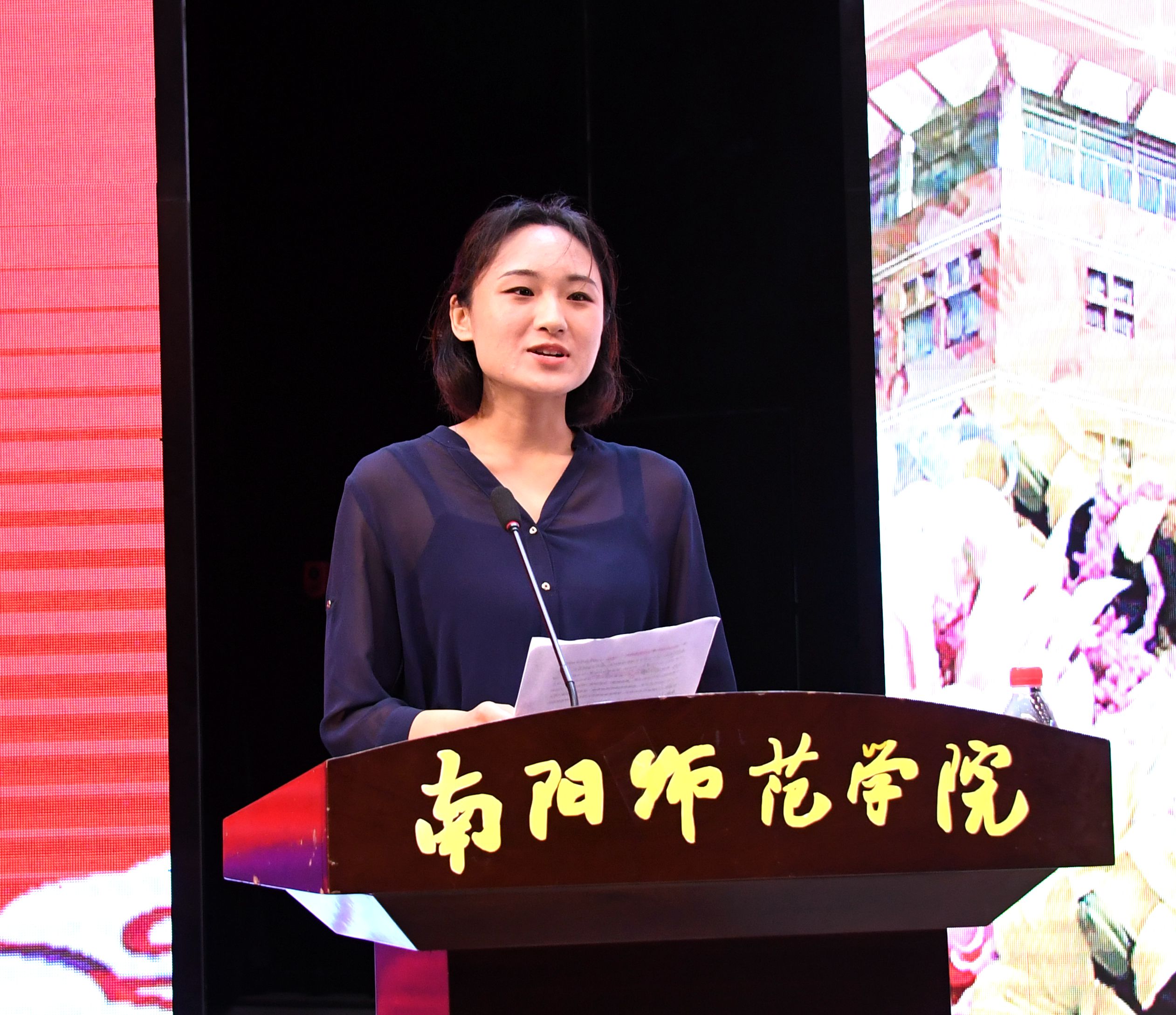8在校生代表机电工程学院2016级陈静同学发言.jpg