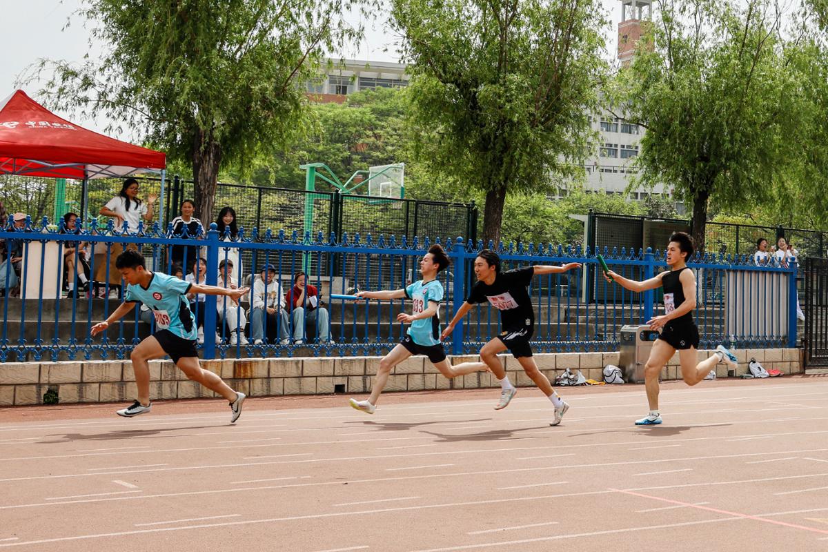 8运动会现场.JPG