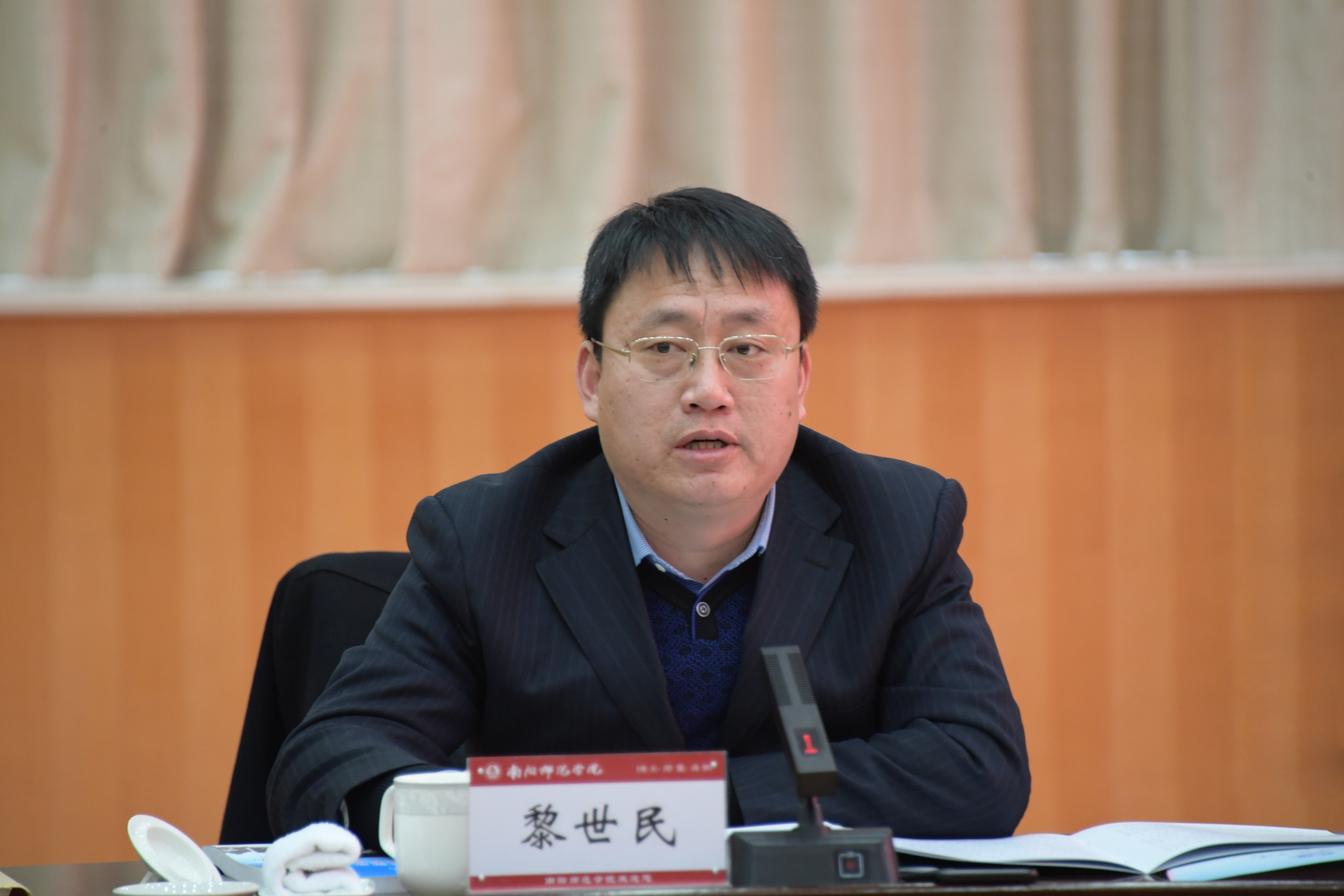 省农科院机关党委专职副书记、考评专家组组长黎世民讲话.JPG
