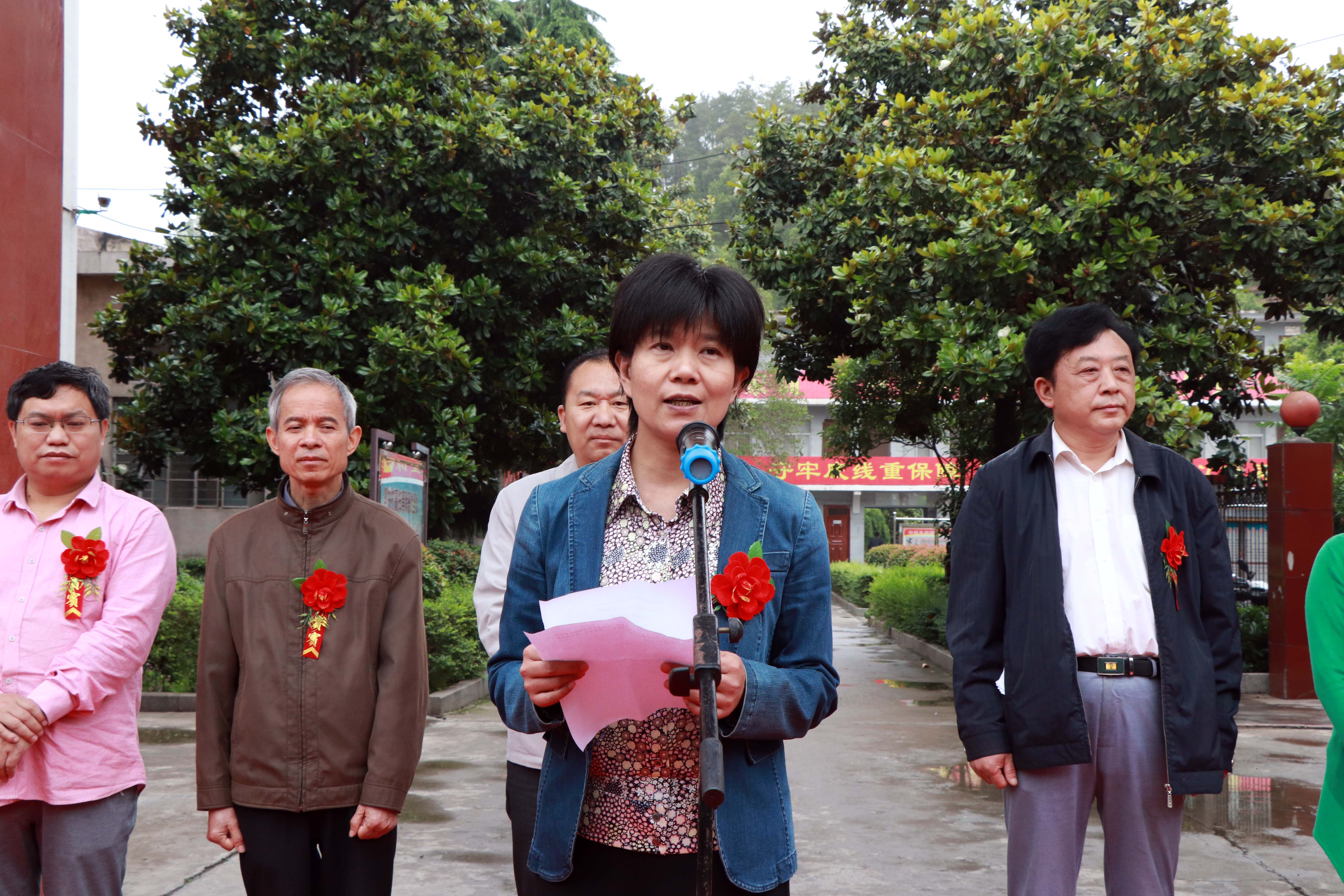 3南阳市科技局长张梅讲话.JPG