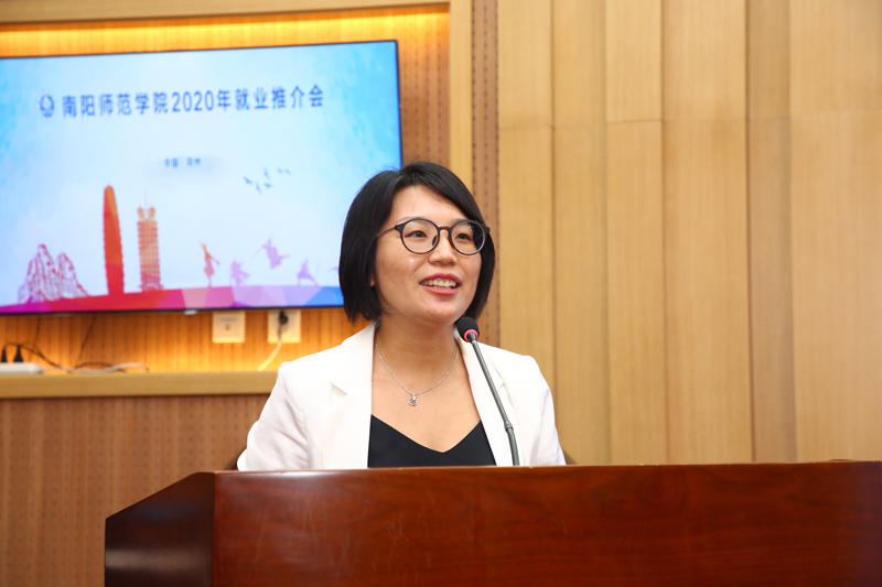8.校友企业代表陈志想发言.jpg