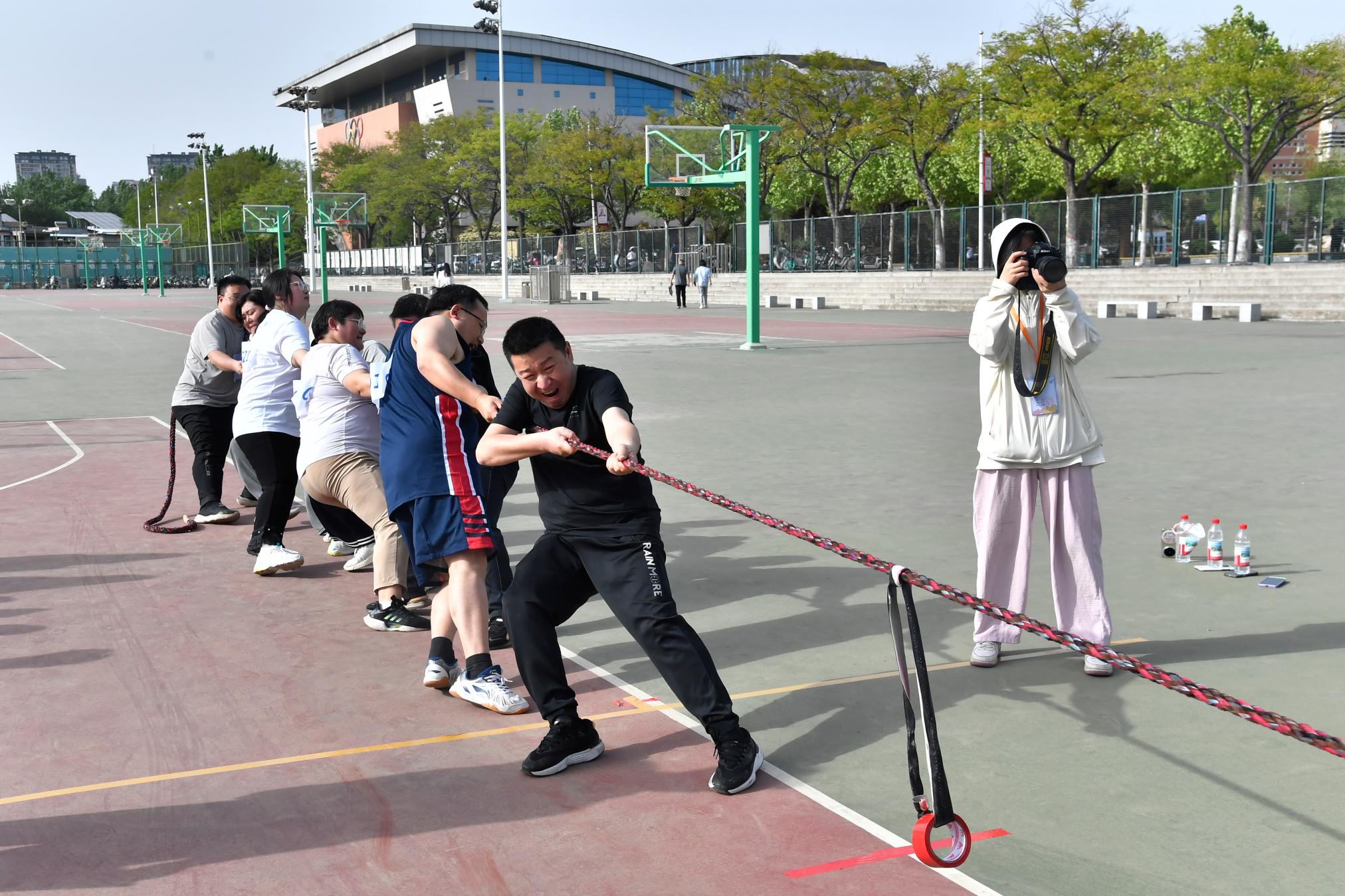 15运动会现场.jpg