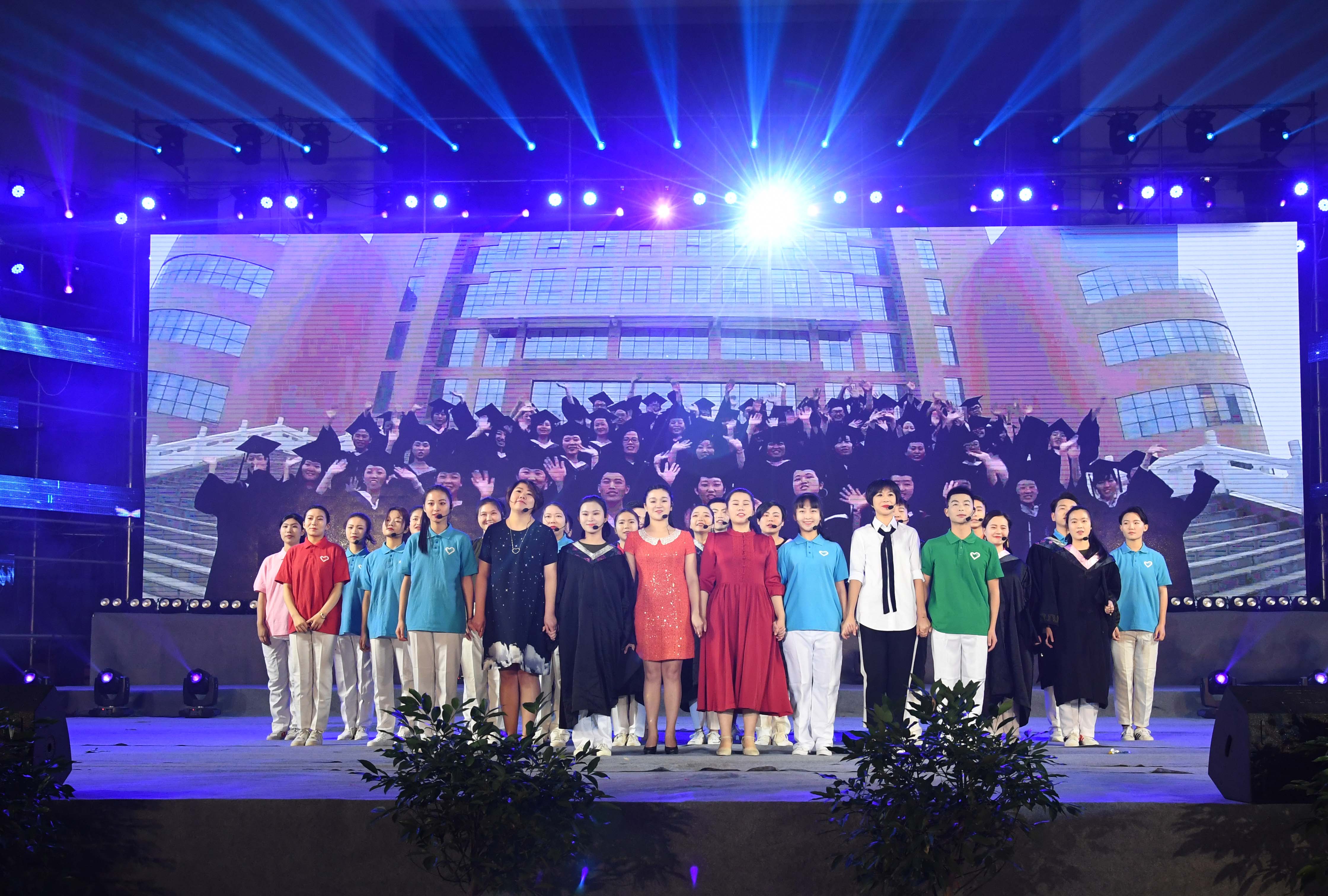 8情景剧《我想对你说》.jpg